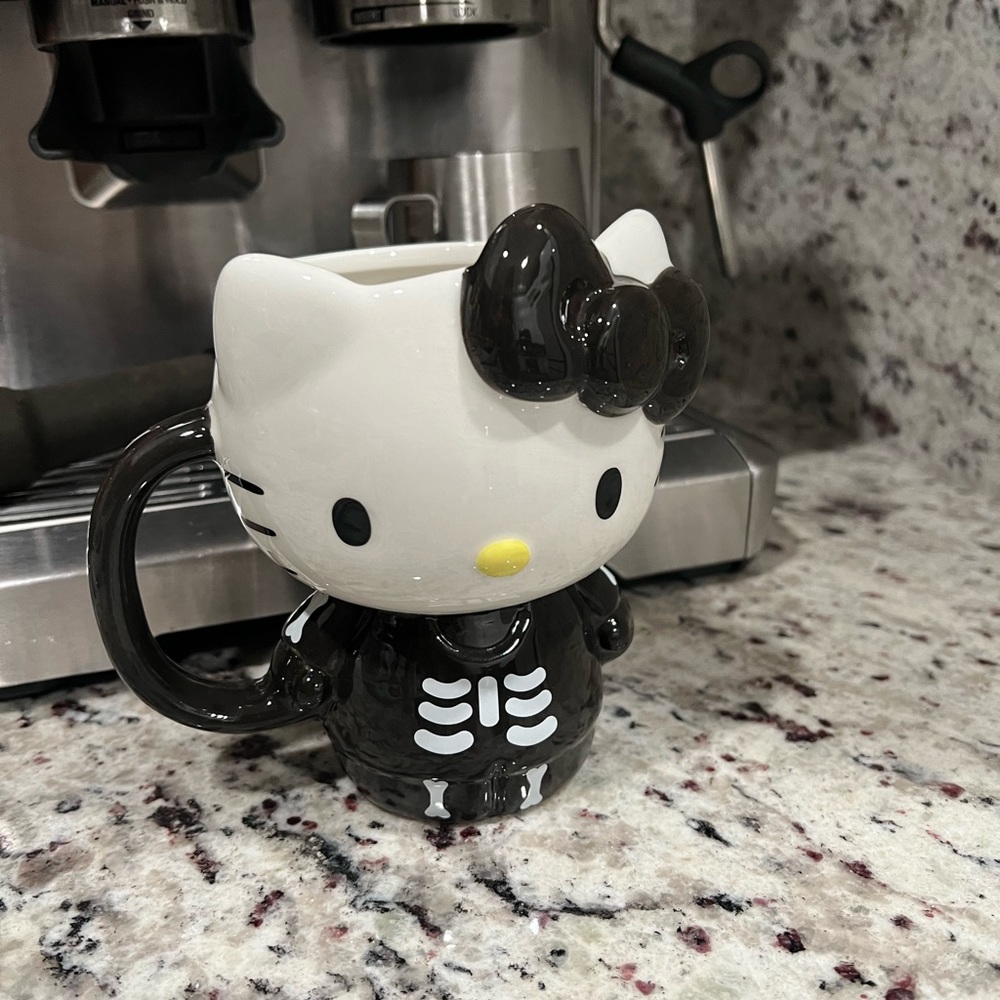 Hello Kitty 2023 Halloween Mug
